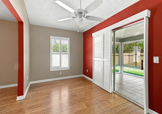Photo 4 of House for sale at 1075 Burnettown Pl, The Villages, FL 32162 | MLS# G5117510 | Listing updated on 2026-09-25