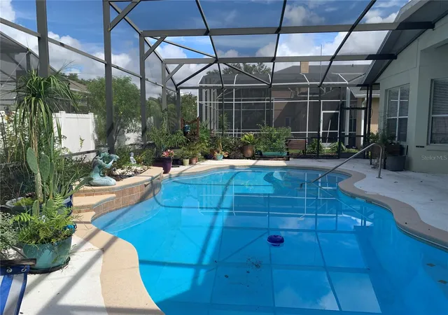 Photo 2 of Single family home for sale at 6738 Vista Park Blvd, Orlando, FL 32829 | MLS# O6440029 | Listing updated on 2026-09-29