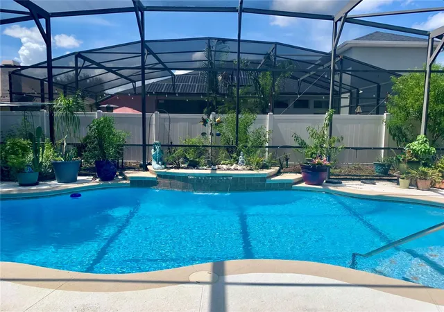 Photo 3 of Single family home for sale at 6738 Vista Park Blvd, Orlando, FL 32829 | MLS# O6440029 | Listing updated on 2026-09-29