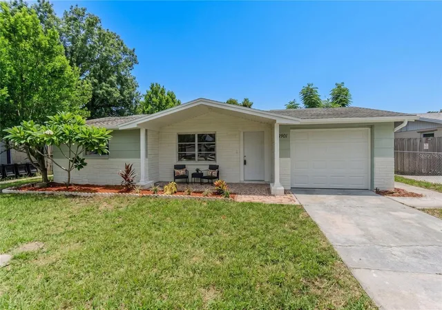 Photo 1 of Single family home for sale at 4901 Daphne St, New Port Richey, FL 34652 | MLS# TB8546516 | Listing updated on 2026-09-28