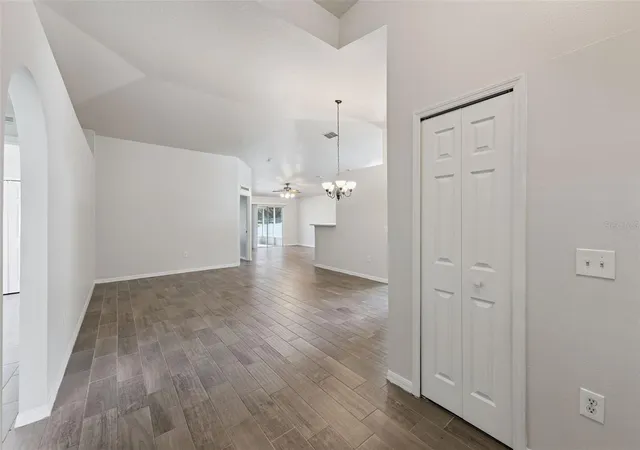 Photo 2 of Single family home for sale at 1906 Cor Glen Dr, Orlando, FL 32820 | MLS# O6440039 | Listing updated on 2026-10-20