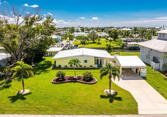 Photo 1 of Single family home for sale at 1941 Illinois Ave, Englewood, FL 34224 | MLS# D6148690 | Listing updated on 2026-09-23