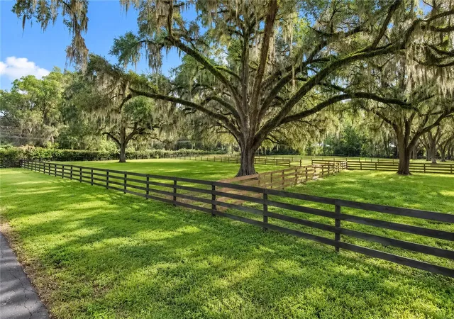 Photo 2 of House for sale at 2260 SW 66th Street, Ocala, FL 34476 | MLS# OM731885 | Listing updated on 2026-09-16