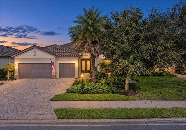 Photo 2 of Single family home for sale at 17009 Polo Trl, Bradenton, FL 34211 | MLS# A4705427 | Listing updated on 2026-10-15