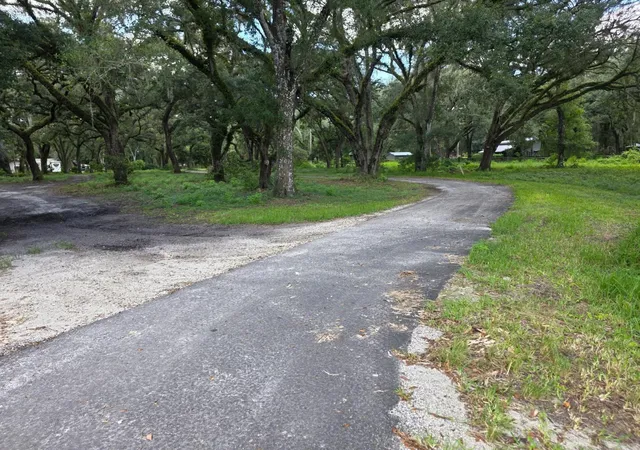 Photo 2 of Single family home for sale at 10576 S Us Hwy 301, Webster, FL 33597 | MLS# A4705428 | Listing updated on 2026-09-21