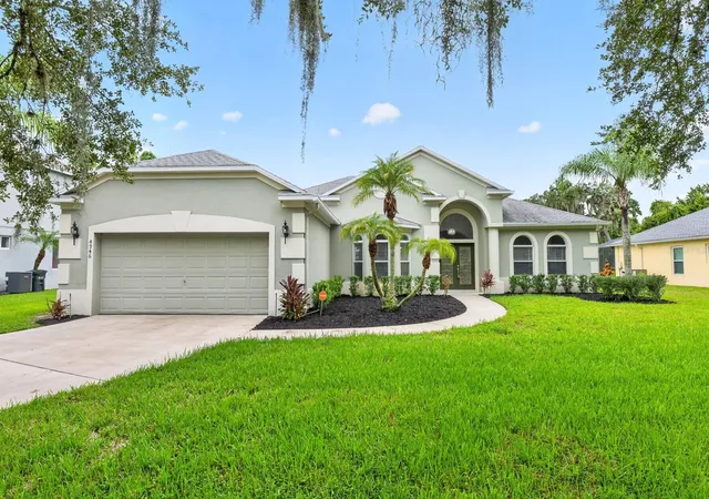 Photo 1 of Single family home for sale at 4946 Lazy Oaks Way, Saint Cloud, FL 34771 | MLS# O6440055 | Listing updated on 2026-09-16