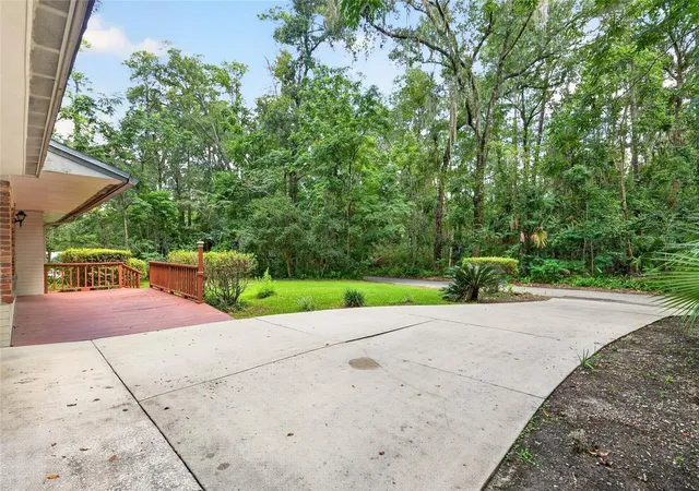 Photo 3 of Single family home for sale at 810 NW 19th Terrace, Gainesville, FL 32603 | MLS# GC543335 | Listing updated on 2026-09-27
