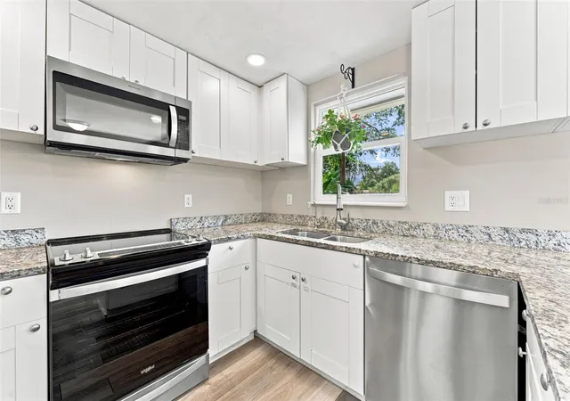 Photo 2 of Single family home for sale at 2801 Candlewood St, Clearwater, FL 33759 | MLS# TB8546544 | Listing updated on 2026-10-20