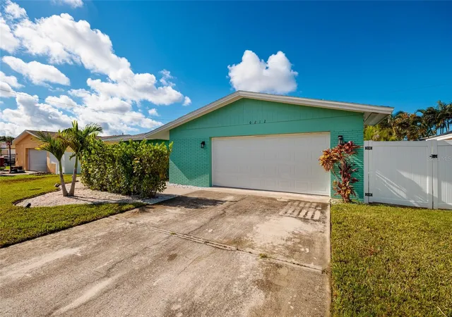 Photo 2 of Single family home for sale at 6212 34th Avenue N, Saint Petersburg, FL 33710 | MLS# TB8546545 | Listing updated on 2026-09-13