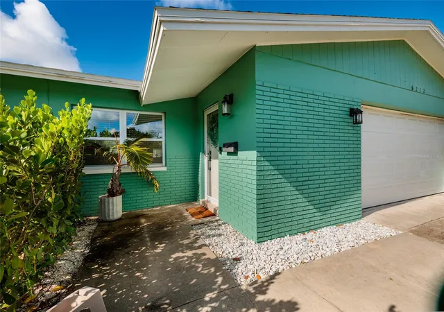 Photo 3 of Single family home for sale at 6212 34th Avenue N, Saint Petersburg, FL 33710 | MLS# TB8546545 | Listing updated on 2026-09-13