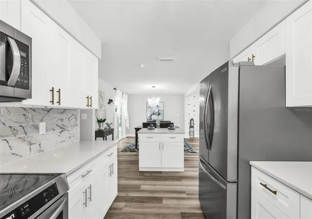 Photo 4 of Single family home for sale at 274 N Ranger Blvd, Winter Park, FL 32792 | MLS# O6440062 | Listing updated on 2026-10-08