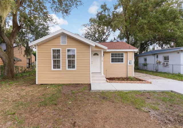 Photo 1 of Single family home for sale at 8416 N 17th Street, Tampa, FL 33604 | MLS# L4964901 | Listing updated on 2026-09-23