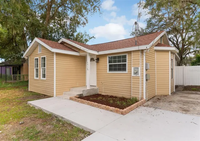 Photo 3 of Single family home for sale at 8416 N 17th Street, Tampa, FL 33604 | MLS# L4964901 | Listing updated on 2026-09-23