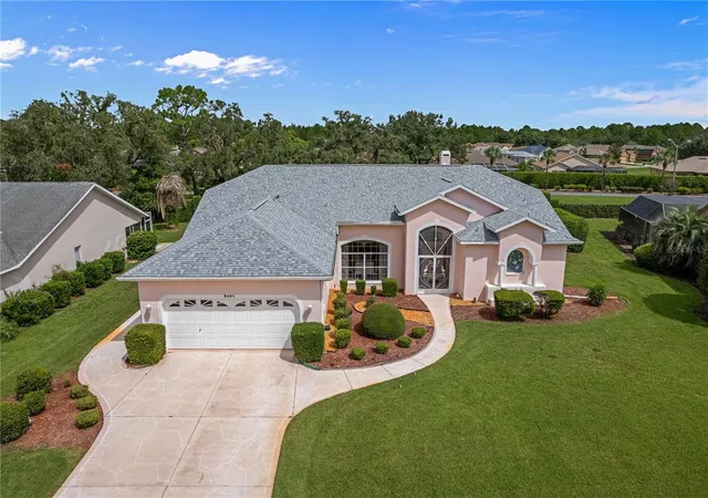 Photo 2 of Single family home for sale at 9401 Fox Holw Ln, Weeki Wachee, FL 34613 | MLS# W7889301 | Listing updated on 2026-09-12