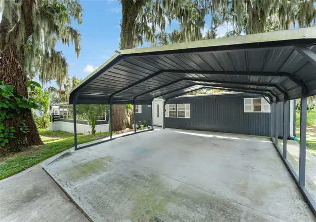 Photo 2 of Manufactured home for sale at 17336 Palm Dr, Montverde, FL 34756 | MLS# O6440089 | Listing updated on 2026-10-05