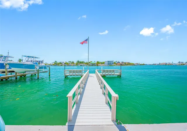 Photo 2 of Condo for sale at 285 107 Avenue #306, Treasure Island, FL 33706 | MLS# TB8546574 | Listing updated on 2026-09-20