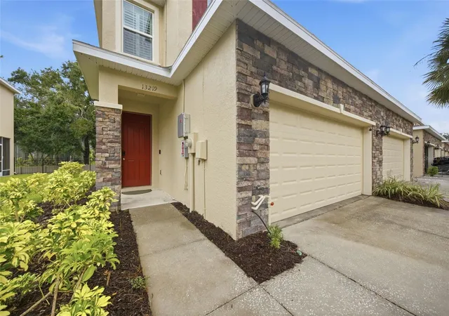 Photo 3 of Townhouse for sale at 13219 Canopy Crk Dr, Tampa, FL 33625 | MLS# TB8546575 | Listing updated on 2026-10-04
