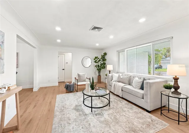 Photo 4 of Single family home for sale at 6743 16th Avenue N, Saint Petersburg, FL 33710 | MLS# TB8546582 | Listing updated on 2026-10-20