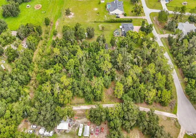 Photo 4 of Land for sale at 10623 Lithia Ests Dr, Lithia, FL 33547 | MLS# TB8546587 | Listing updated on 2026-10-05