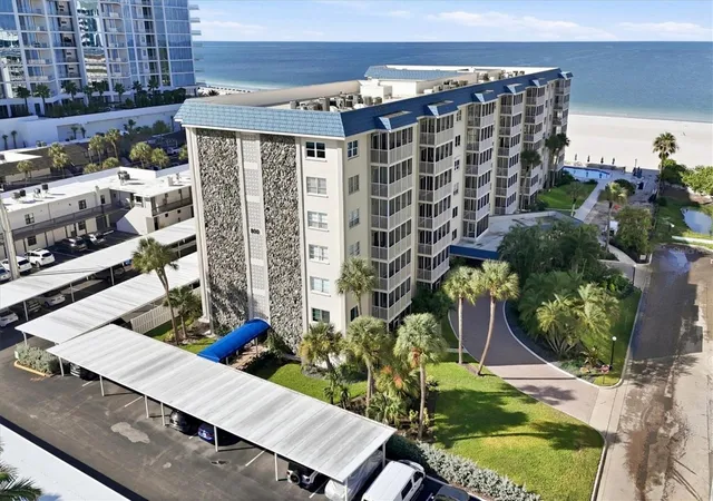 Photo 3 of Condo for sale at 800 Benjamin Franklin Dr #501, Sarasota, FL 34236 | MLS# A4705448 | Listing updated on 2026-09-16