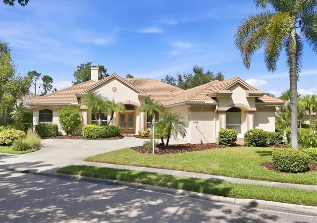 Photo 3 of Single family home for sale at 8404 Misty Morning Ct, Lakewood Ranch, FL 34202 | MLS# A4705449 | Listing updated on 2026-10-04