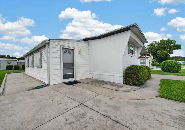 Photo 4 of Sale Pending at 39053 Ola Ave, Zephyrhills, FL 33542 | MLS# TB8546596 | Listing updated on 2026-10-02