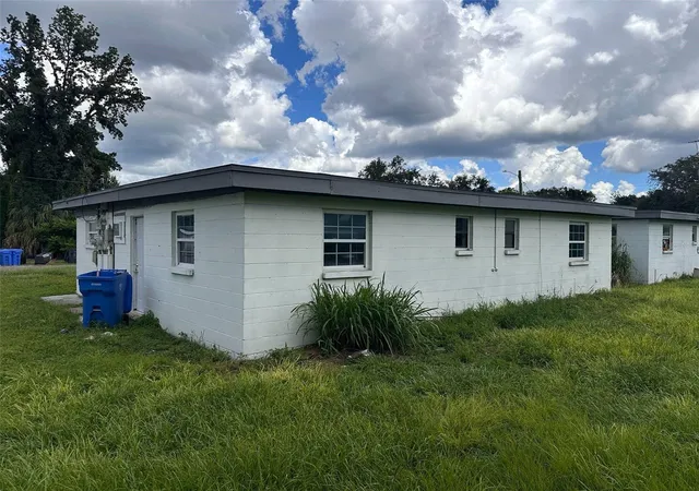 Photo 3 of House for sale at 921 E 122nd Avenue, Tampa, FL 33612 | MLS# TB8546611 | Listing updated on 2026-09-16