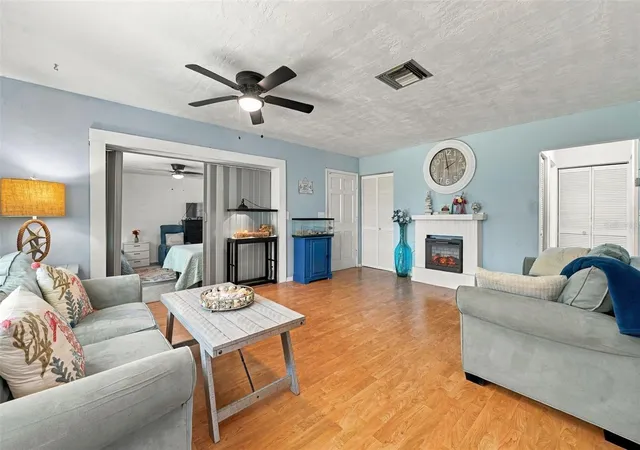Photo 4 of Single family home for sale at 1069 Stillwater Ave, Spring Hill, FL 34606 | MLS# TB8546617 | Listing updated on 2026-09-12