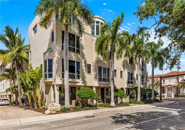 Townhouse for sale at 235 Cocoanut Ave #101A, SARASOTA, FL 34236 | MLS# A4705458