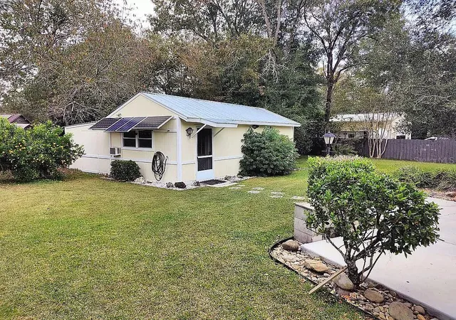 Photo 3 of Single family home for sale at 11012 SW 58th Avenue Rd, Ocala, FL 34476 | MLS# O6440130 | Listing updated on 2026-09-15