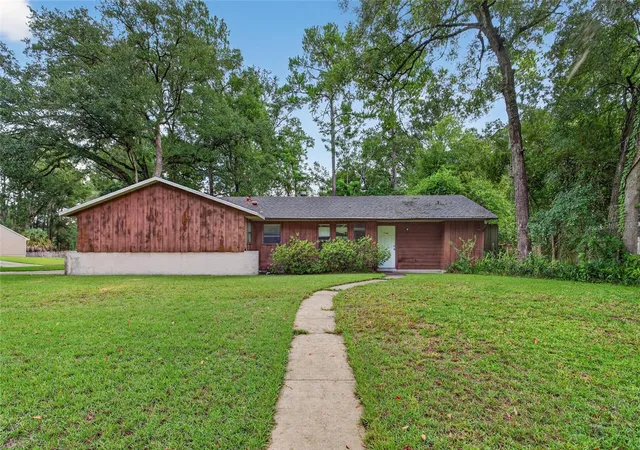 Photo 2 of Single family home for sale at 7714 Sw 5th Place, Gainesville, FL 32607 | MLS# GC543345 | Listing updated on 2026-09-17