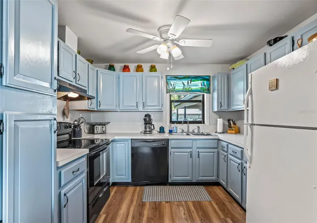 Photo 4 of Single family home for sale at 13400 SE 124th Place, Ocklawaha, FL 32179 | MLS# OM731904 | Listing updated on 2026-09-19