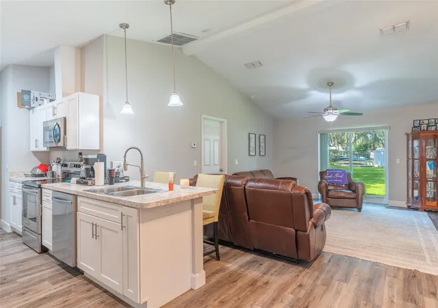 Photo 4 of Single family home for sale at 3056 Magnolia St, Zolfo Springs, FL 33890 | MLS# L4964905 | Listing updated on 2026-09-12