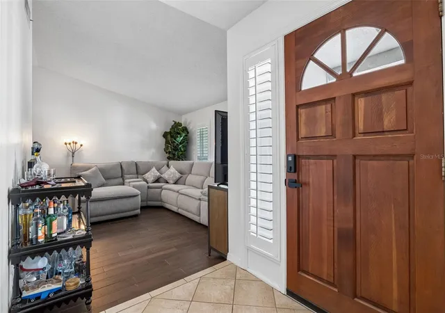 Photo 3 of Single family home for sale at 167 Holderness Dr, Longwood, FL 32779 | MLS# O6440134 | Listing updated on 2026-10-02