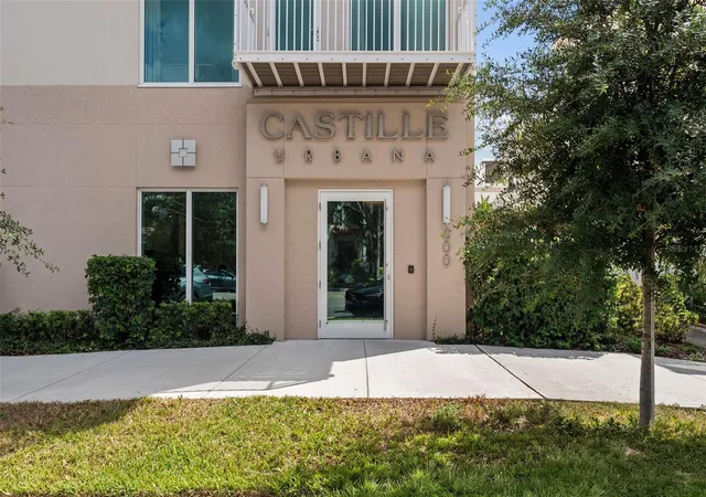 Photo 1 of Condo for sale at 600 3rd Avenue S #410, Saint Petersburg, FL 33701 | MLS# TB8546637 | Listing updated on 2026-09-12