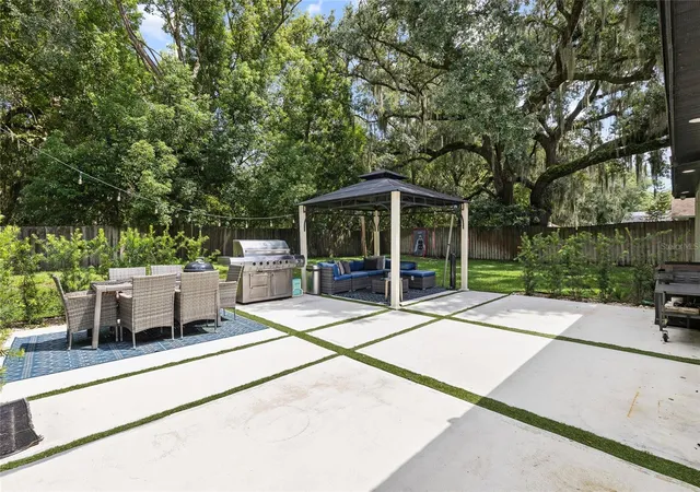 Photo 3 of Single family home for sale at 677 Adriane Park Cir, Kissimmee, FL 34744 | MLS# TB8546649 | Listing updated on 2026-10-13