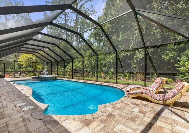 Photo 2 of Single family home for sale at 4 Edge Pl, Palm Coast, FL 32164 | MLS# FC321294 | Listing updated on 2026-09-12