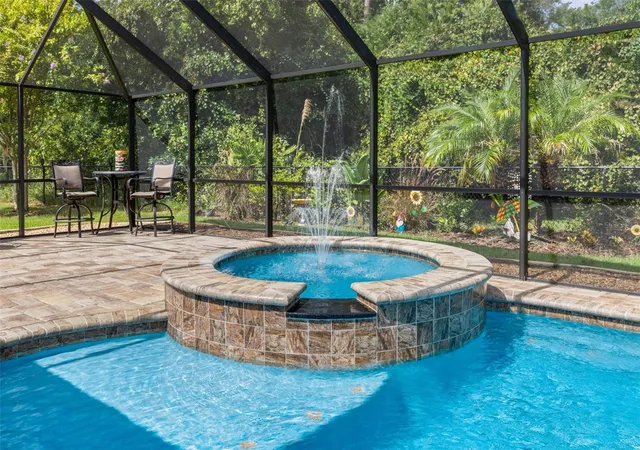 Photo 2 of Single family home for sale at 4 Edge Pl, Palm Coast, FL 32164 | MLS# FC321294 | Listing updated on 2026-09-12