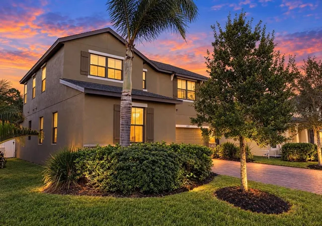 Photo 3 of Single family home for sale at 1535 Fuji Dr, Melbourne, FL 32940 | MLS# S5157183 | Listing updated on 2026-10-29