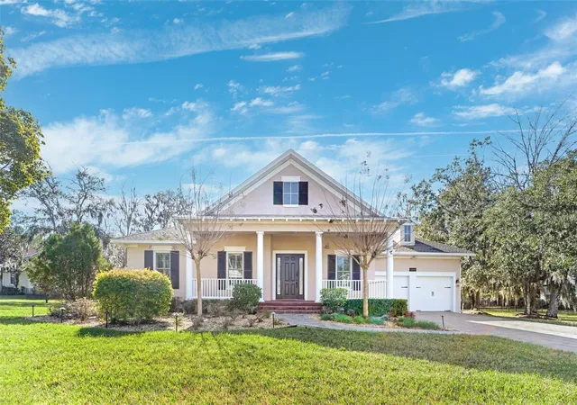 Photo 3 of Single family home for sale at 19546 Mossy Oak Ct, Brooksville, FL 34601 | MLS# W7889309 | Listing updated on 2026-09-23