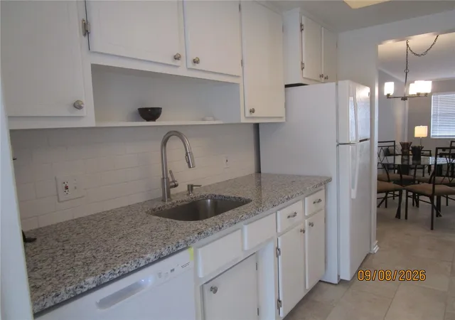 Photo 2 of Condo for sale at 5945 21st Street N #5, Saint Petersburg, FL 33714 | MLS# TB8546663 | Listing updated on 2026-09-17