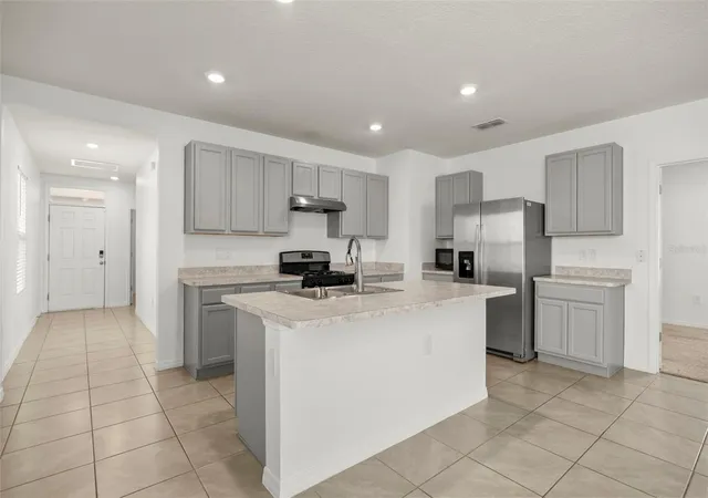 Photo 3 of Single family home for sale at 3658 Caspian St, Leesburg, FL 34748 | MLS# G5117531 | Listing updated on 2026-10-04