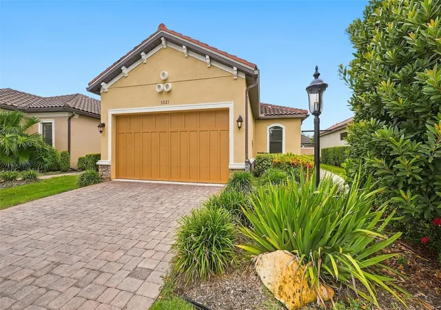 Photo 1 of Single family home for sale at 5021 Savona Run, Bradenton, FL 34211 | MLS# A4705478 | Listing updated on 2026-09-17