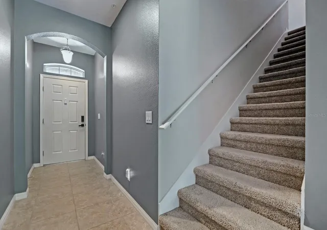Photo 4 of Townhouse for sale at 900 Walkers Grv Ln, Winter Garden, FL 34787 | MLS# TB8546668 | Listing updated on 2026-10-15