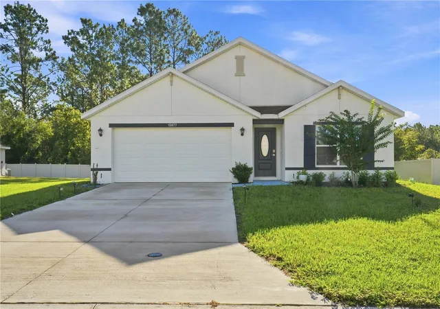 Photo 1 of Single family home for sale at 13677 Sw 69th Terrace, Ocala, FL 34473 | MLS# OM731916 | Listing updated on 2026-10-17