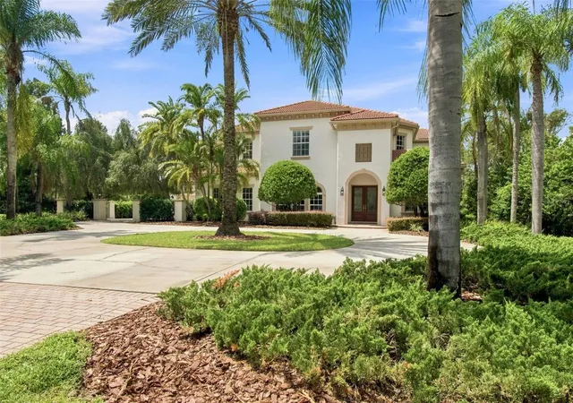 Photo 3 of Single family home for sale at 17204 Journeys End Dr, Odessa, FL 33556 | MLS# TB8546672 | Listing updated on 2026-10-12