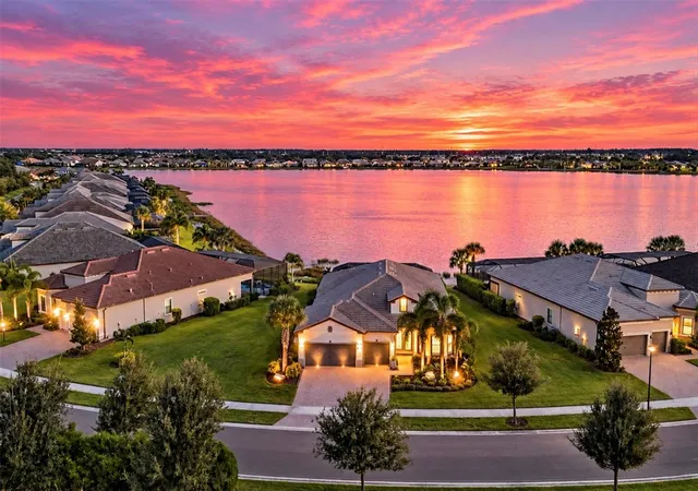 Photo 2 of Single family home for sale at 7789 Mainsail Ln, Sarasota, FL 34240 | MLS# A4705479 | Listing updated on 2026-09-20