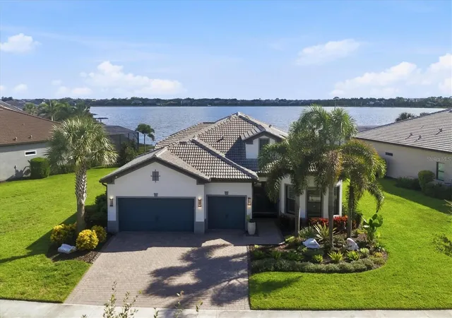 Photo 3 of Single family home for sale at 7789 Mainsail Ln, Sarasota, FL 34240 | MLS# A4705479 | Listing updated on 2026-09-20