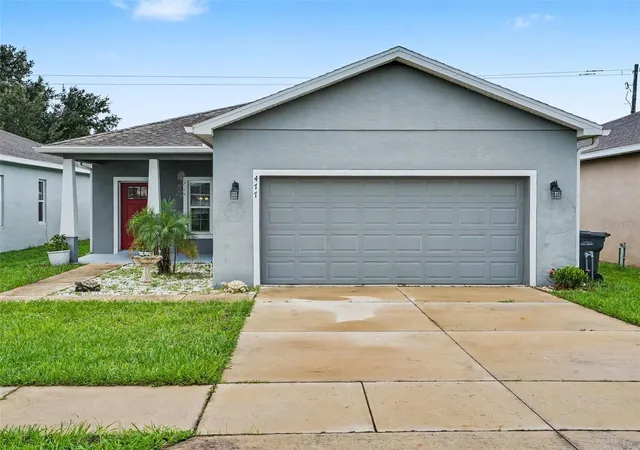 Photo 1 of Single family home for sale at 477 Kensington View Dr, Winter Haven, FL 33880 | MLS# TB8546687 | Listing updated on 2026-09-13