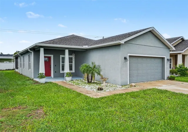 Photo 3 of Single family home for sale at 477 Kensington View Dr, Winter Haven, FL 33880 | MLS# TB8546687 | Listing updated on 2026-09-13